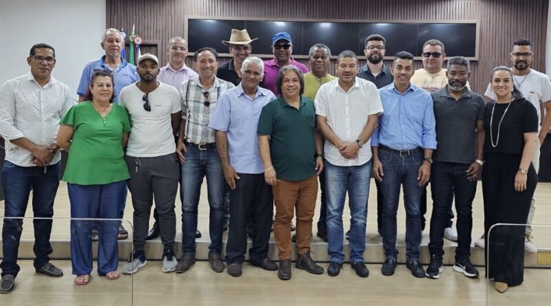Reunião em Teixeira de Freitas define ações da entidade no Extremo Sul